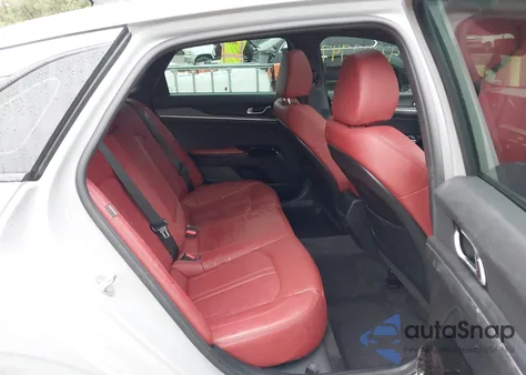 2025 Kia K5 Gt-Line z USA, uszkodzony, nr VIN KNAG64J7XS5284420